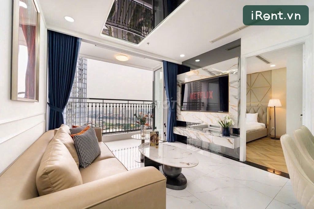 Căn hộ 2 phòng ngủ Vinhomes Central Park, view hồ bơi - ảnh 1